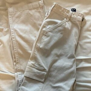 hollister cream cargo pants
